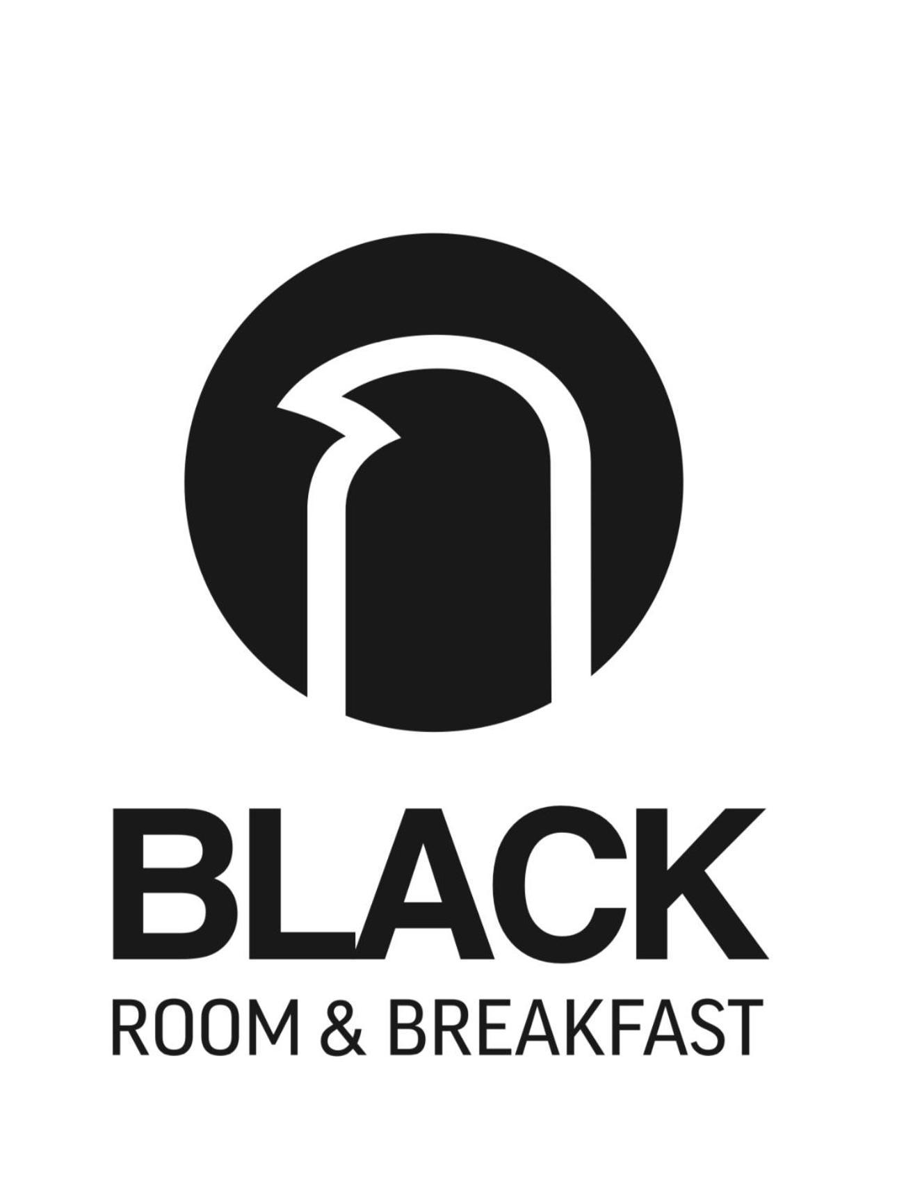 Black Room & Breakfast Бари Екстериор снимка